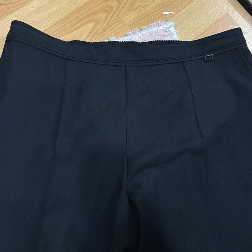 Şık Siyah Düz Pantolon — görsel 3/6