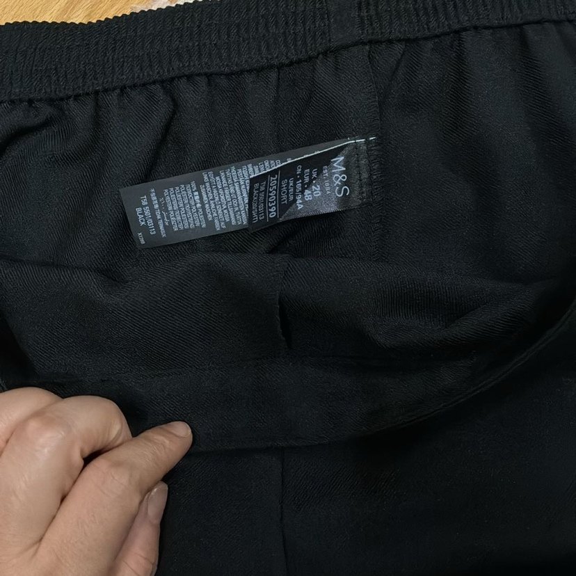Şık Siyah Düz Pantolon — görsel 4/6