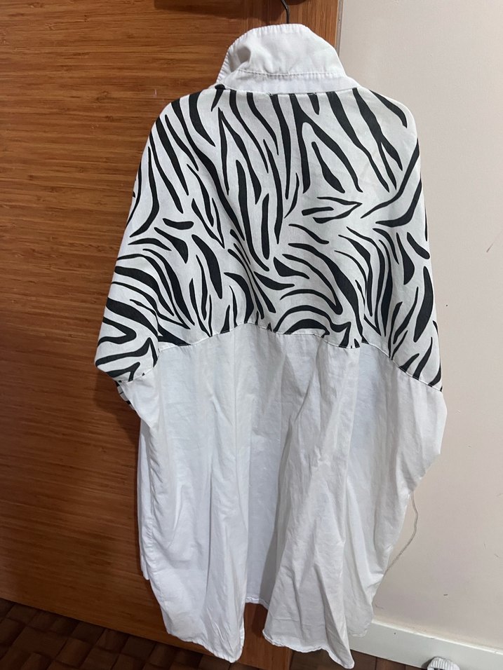Zebra Desenli Beyaz Denim Gömlek - Görsel 3