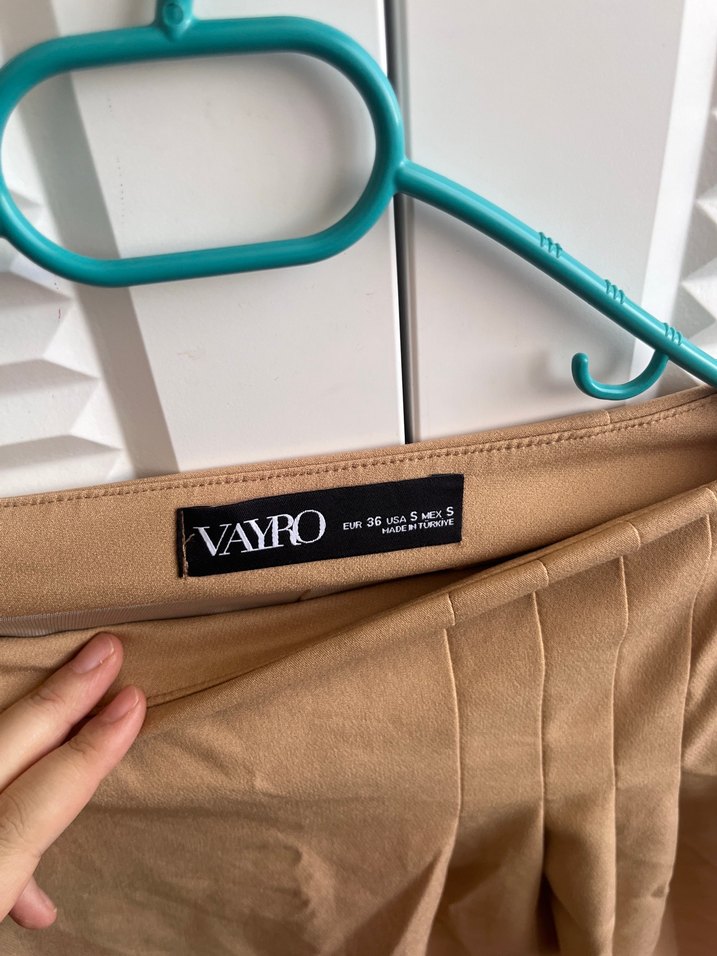 Bej Süet Pilili Mini Etek - Görsel 3