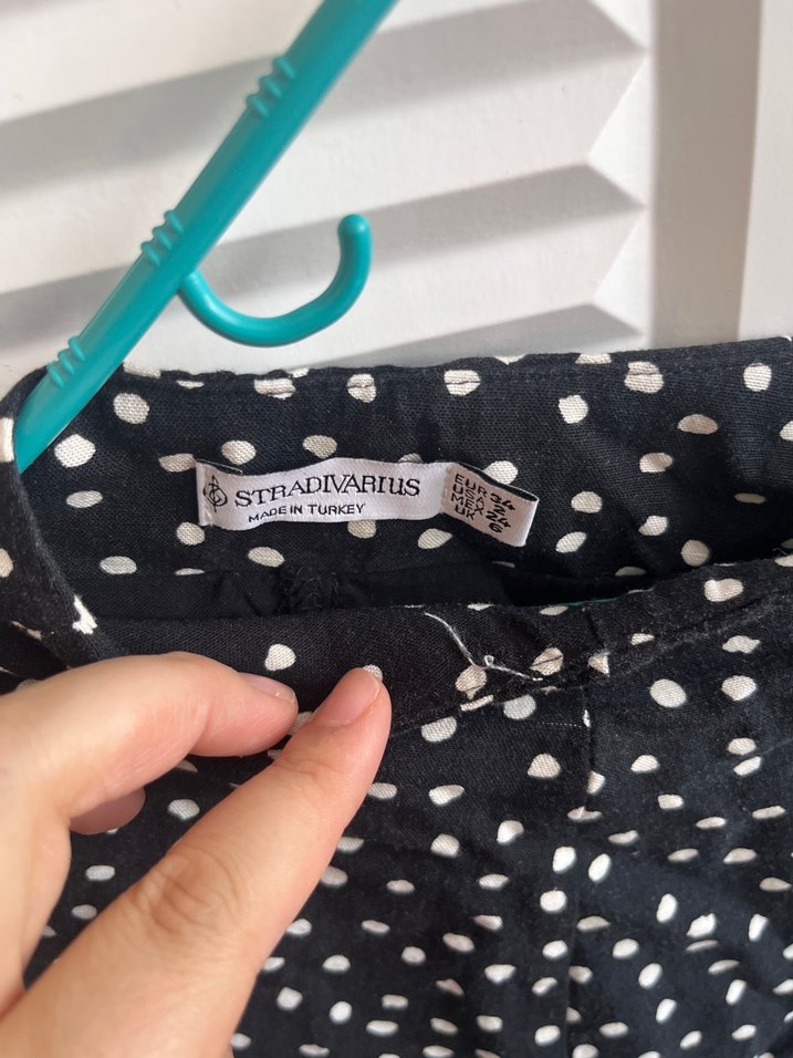 Siyah Puantiyeli Fırfırlı Mini Etek - Görsel 2