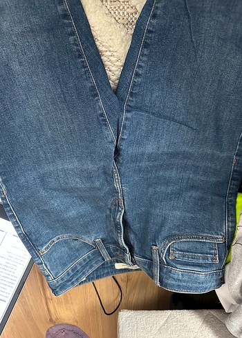 Kadın Mavi Bol Kesim Midi Denim Pantolon - Görsel 3