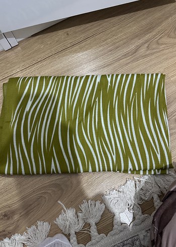 Yeşil Pilili Kadın şal - Görsel 2