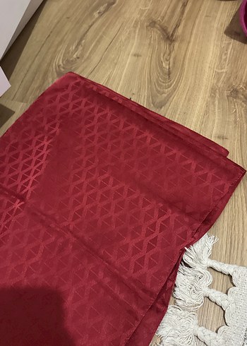 Bordo Kadın Şal - Drapeli ve Rahat - Görsel 3