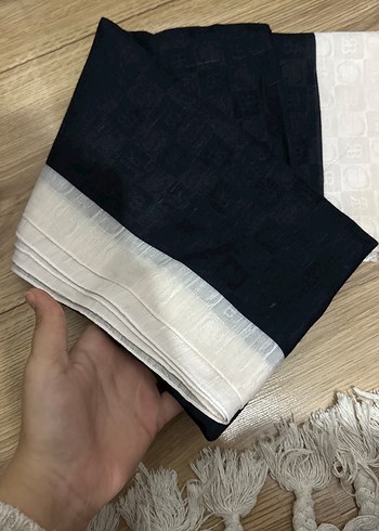 Kadın siyah şal  sorunsuz - Görsel 4