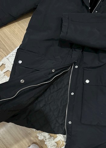 Kürklü Kapüşonlu Siyah Kadın Kışlık Mont zara - Görsel 4