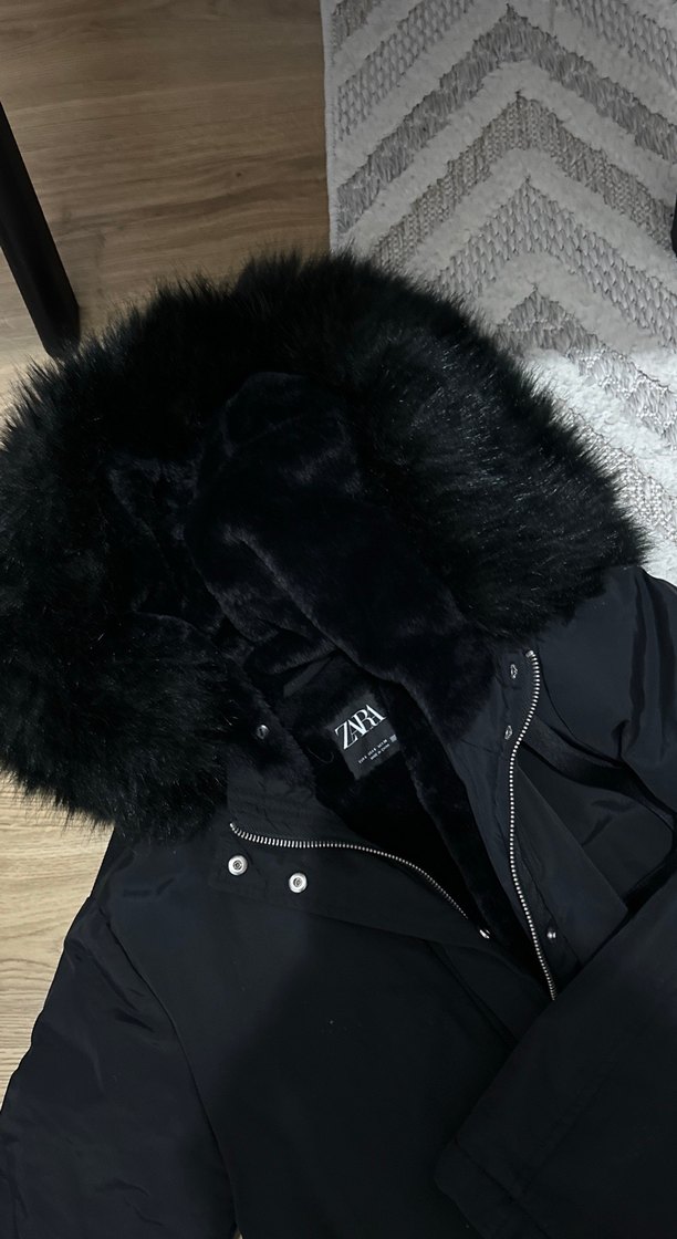 Kürklü Kapüşonlu Siyah Kadın Kışlık Mont zara - Görsel 5