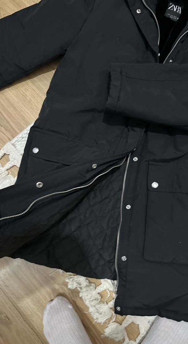 Kürklü Kapüşonlu Siyah Kadın Kışlık Mont zara - Görsel 4