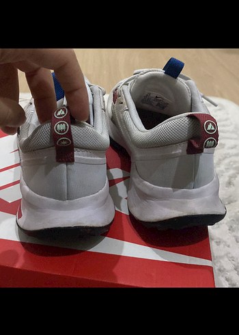 37,5 Beden beyaz Renk orijinal nike kadın spor koşu ayakkabısı
