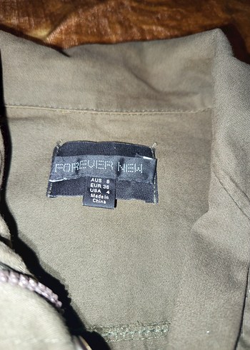 Nakış İşlemeli Düğmeli Gri Midi Ceket - Görsel 4