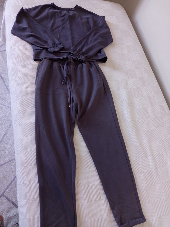 Gri Kadın Rahat Kesim Eşofman Takımı - Görsel 2