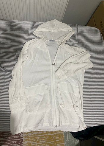 Kadın Beyaz Kapüşonlu Midi Ceket - Görsel 2