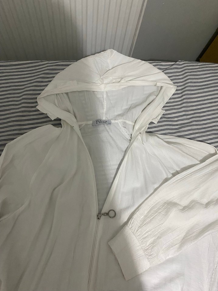 Kadın Beyaz Kapüşonlu Midi Ceket - Görsel 5