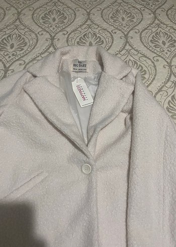 Düğmeli Beyaz Midi Kadın Kaban - Görsel 2