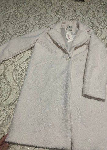 Düğmeli Beyaz Midi Kadın Kaban - Görsel 4