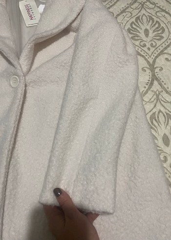 Düğmeli Beyaz Midi Kadın Kaban - Görsel 3