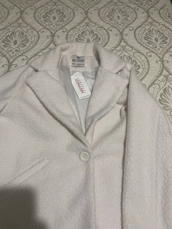 Düğmeli Beyaz Midi Kadın Kaban - Görsel 2