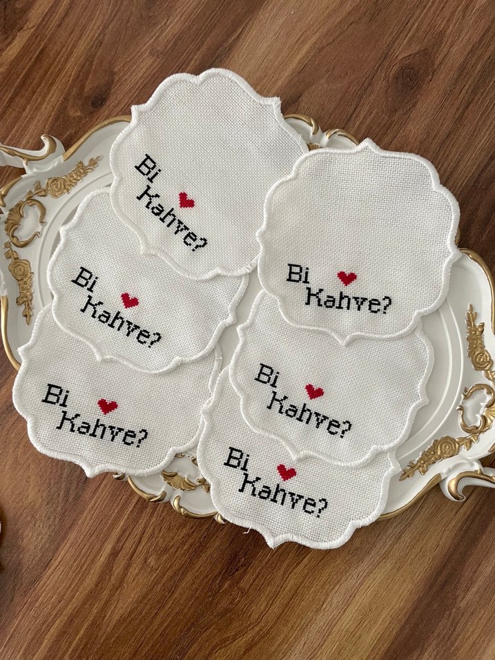 Nakışlı Beyaz kahve sunum peçetesi - Görsel 2