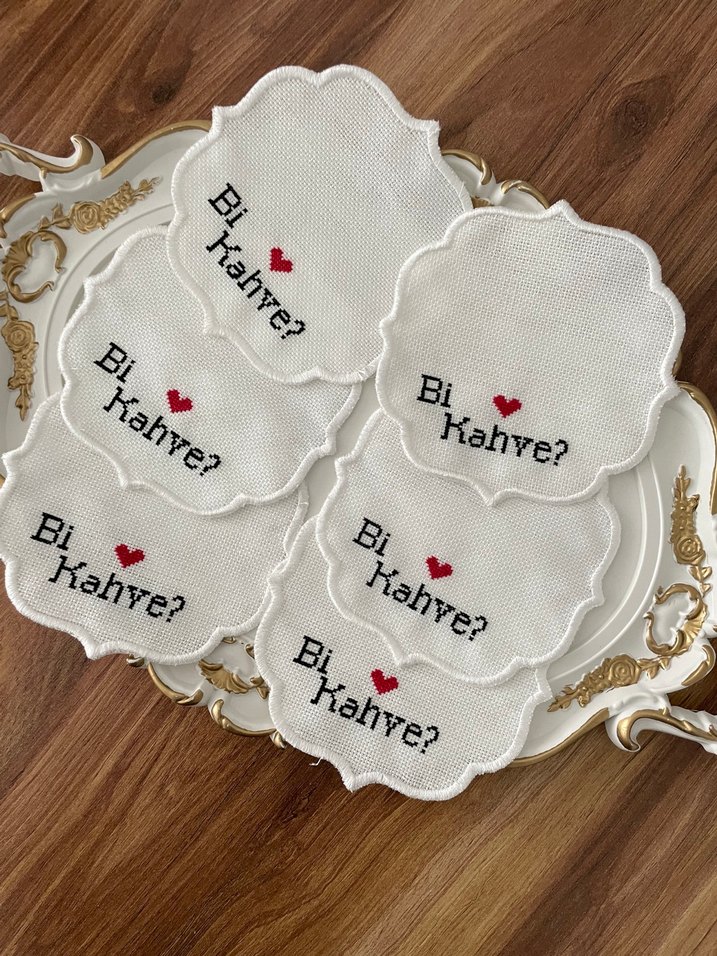 Nakışlı Beyaz kahve sunum peçetesi - Görsel 4
