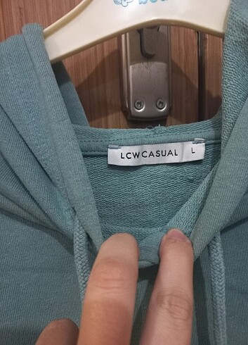 LC Waikiki lcw sweatshirt