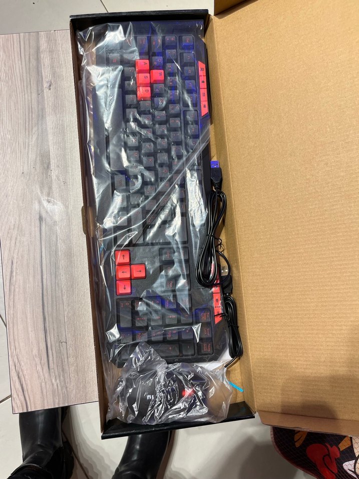 EVEREST KM-6825 Kablolu Kırmızı Siyah Klavye - Görsel 5