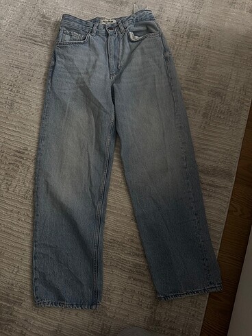 Pull and Bear Pull & Bear