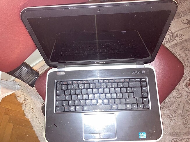 4 adet kullanılmayan laptop