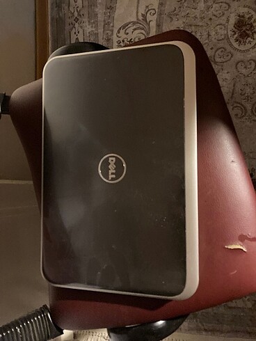  Beden 4 adet kullanılmayan laptop