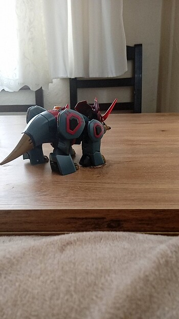 Beden Transformers Animated Snarl