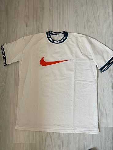 nike tshirt