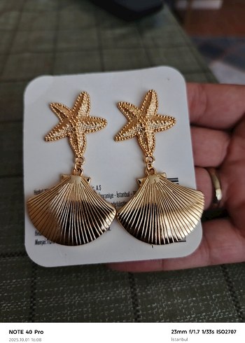  Beden Altın Renk Deniz Temalı Mini Küpe