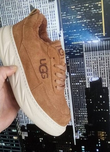 Diğer UGG Avustralia Leather Boot (36,37,39,40 Numaralar)