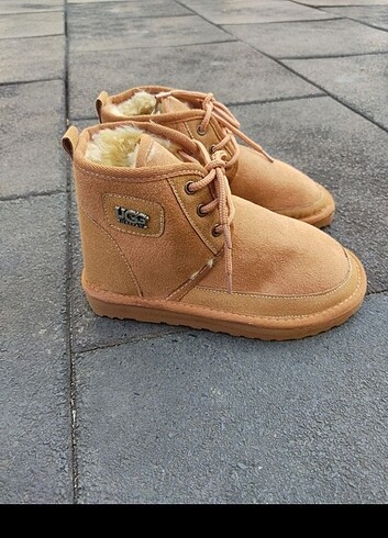 36 Beden Ugg Bağcıklı İçi Tüylü Bot 