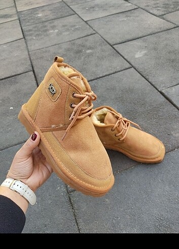 Diğer Ugg Bağcıklı İçi Tüylü Bot 