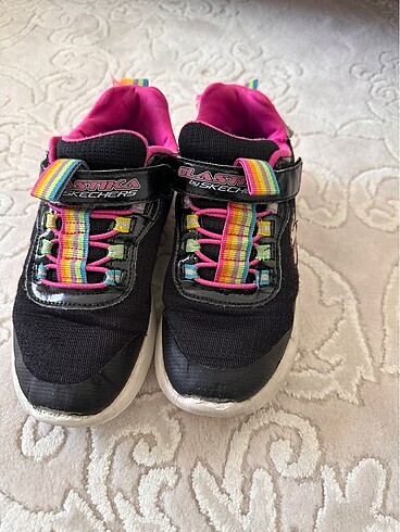 33 Beden Skechers Kız çocuk ayakkabı