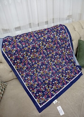 Quare eşarp