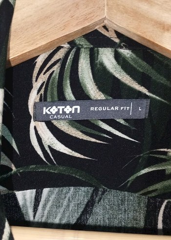 sıfır Erkek Yeşil V Yaka Baskılı Gömlek - Görsel 2