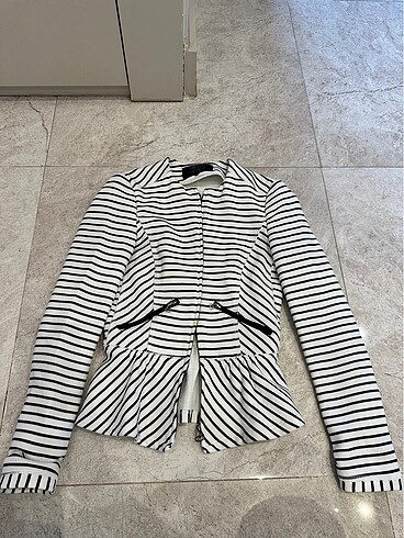 Penye peplum cekey
