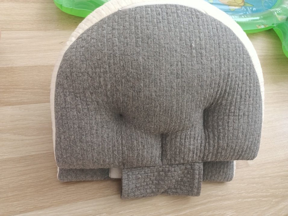 Gri Hamile Minderi - Görsel 2