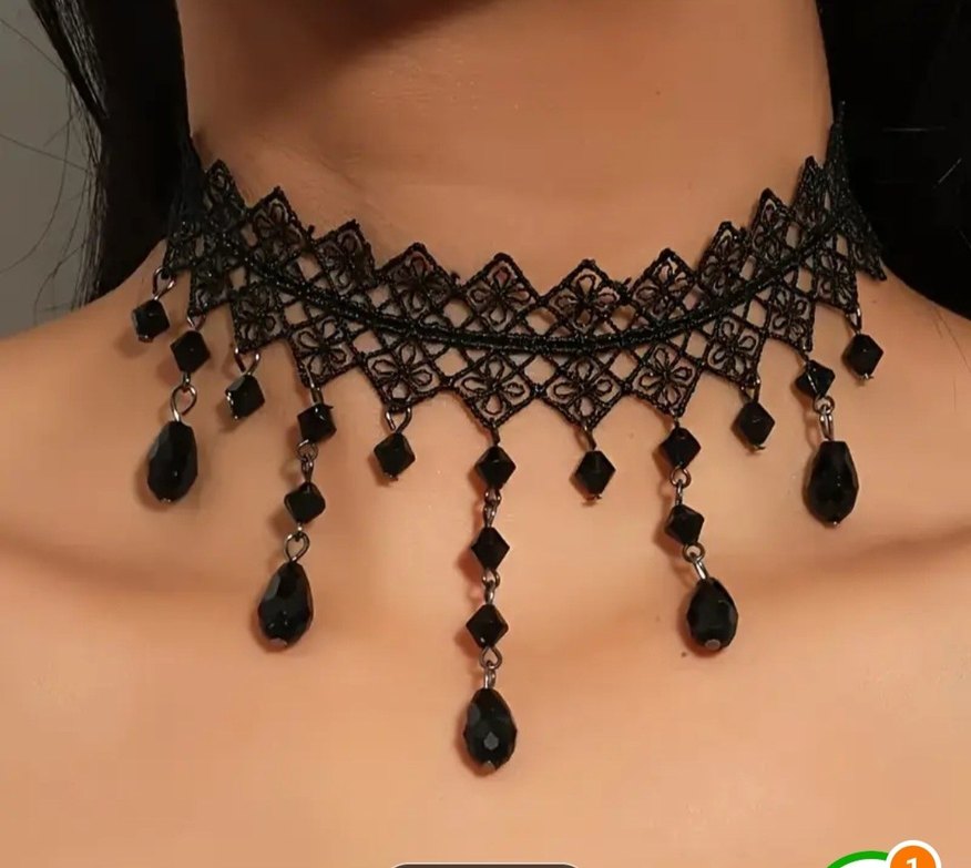 Siyah İşlemeli Gotik Boncuklu  Kolye - Görsel 3