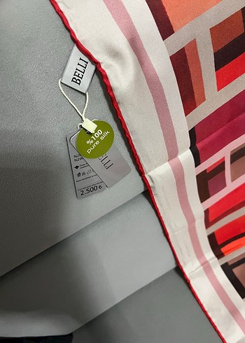 Belli İpek eşarp - Görsel 3