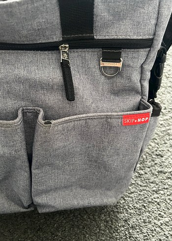 Gri Skip Hop Bebek Çantası - Görsel 7