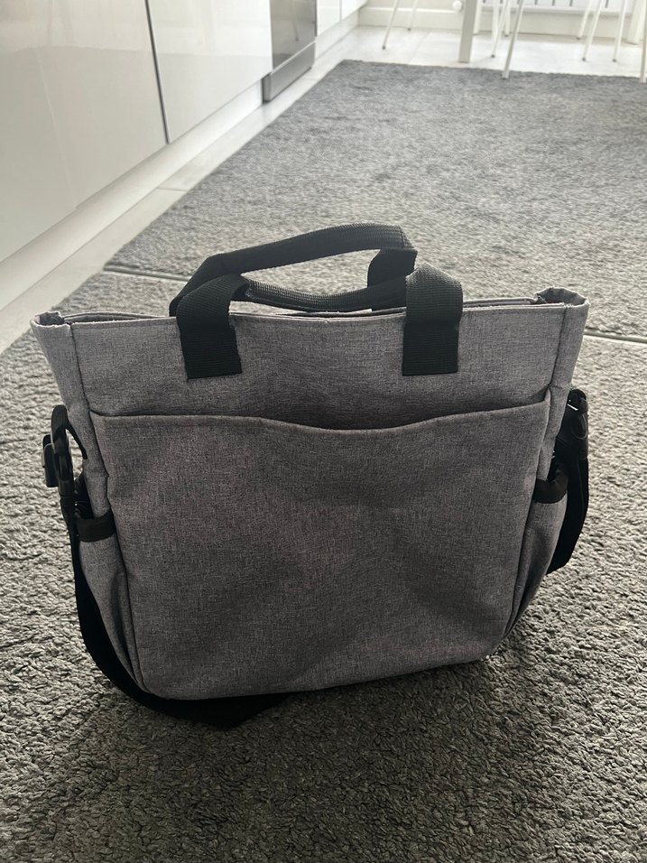 Gri Skip Hop Bebek Çantası - Görsel 2