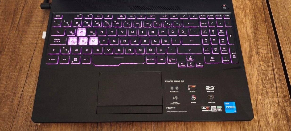 ASUS TUF Gaming F15 FX506HC-HN375 laptop - Görsel 3