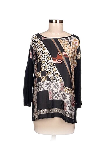 Zara Bluz %70 İndirimli.