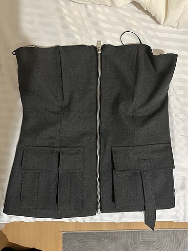 ZARA ÜST S BEDEN HİÇ GİYİLMEDİ