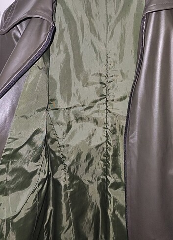 m Beden İçi astarlı fermuarlı asker yeşili renk deri ceket