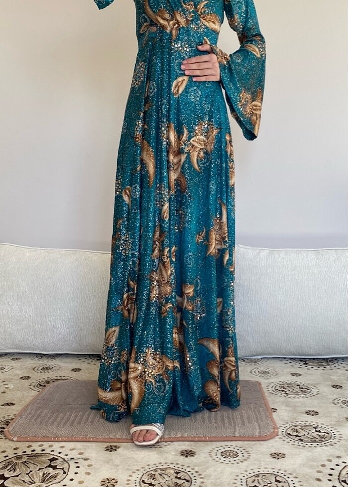 Taşlı elbise - Görsel 3