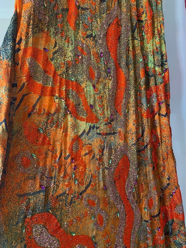 Yöresel taşlı elbise - Görsel 4