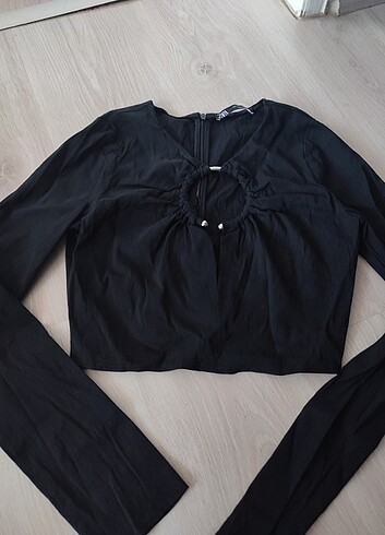 Zara crop
